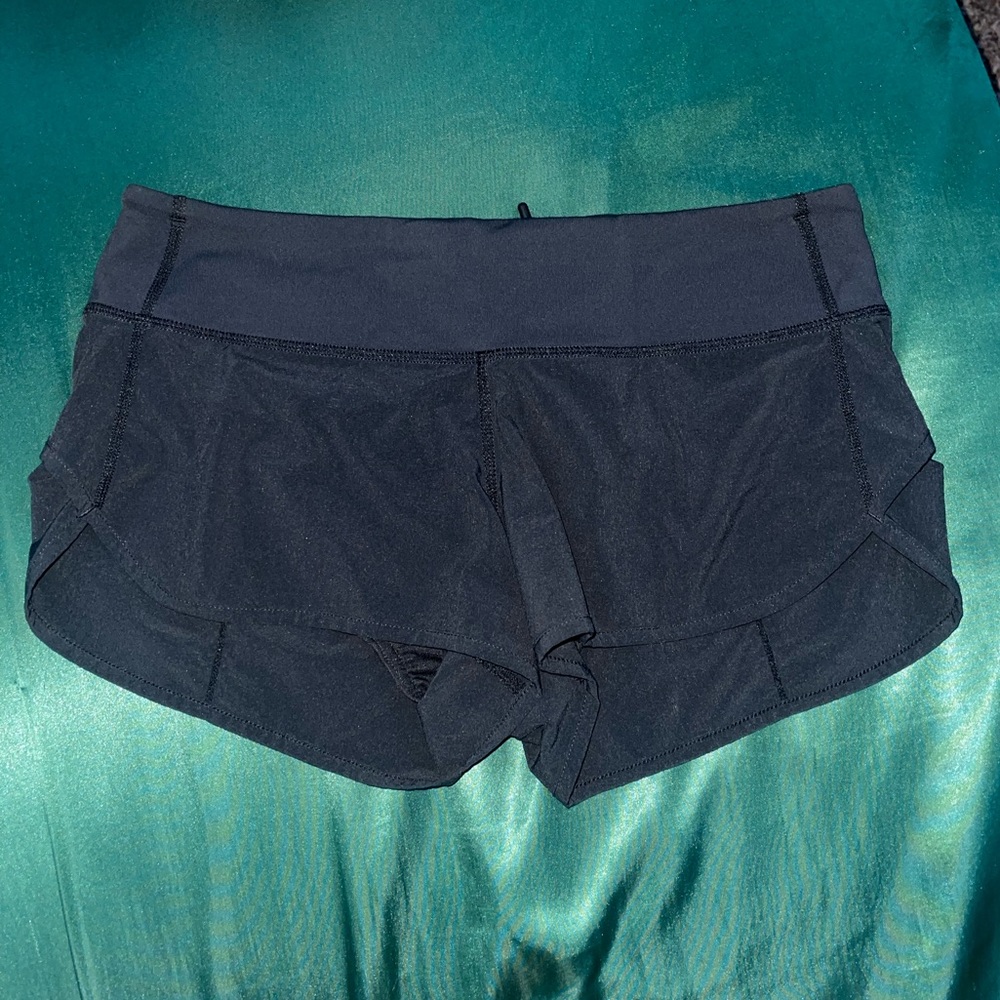 LULULEMON WOMENS SHORTS